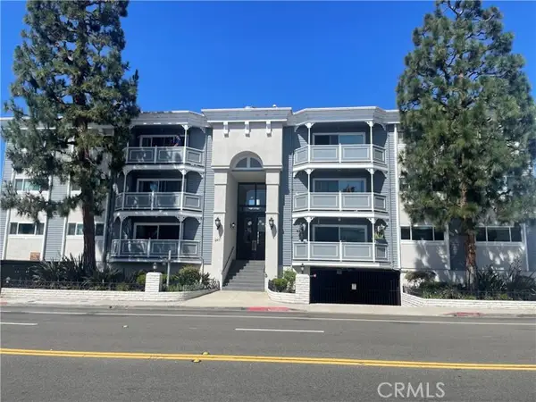 2411 Prospect Ave  #102, Hermosa Beach, CA 90254