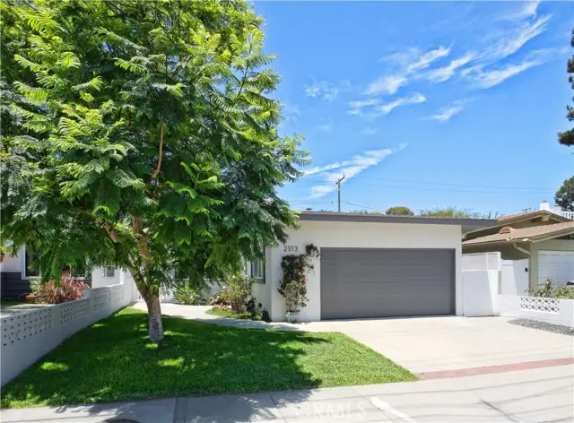 2913 Pacific, Manhattan Beach, CA 90266 - #2