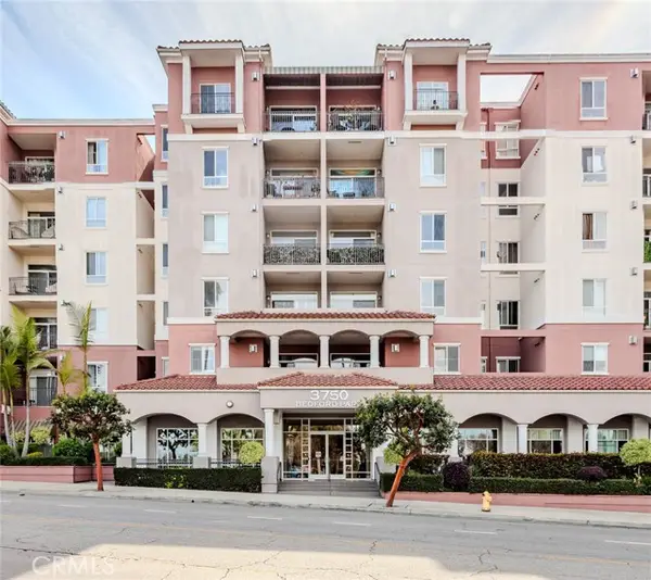 3750 Santa Rosalia Drive  #207, Los Angeles, CA 90008