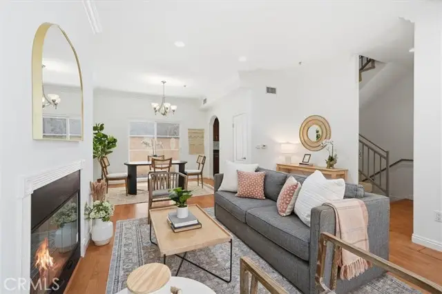 5719 Camellia  #105, North Hollywood, CA 91601 - #2