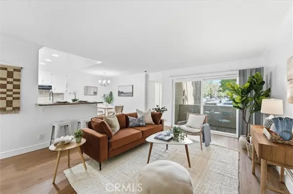 3859 Thorncroft Lane  #E, Inglewood, CA 90305