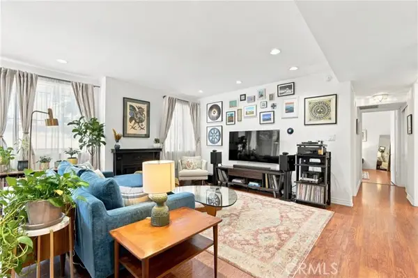 3315 Griffith Park Boulevard  #109, Los Angeles, CA 90027