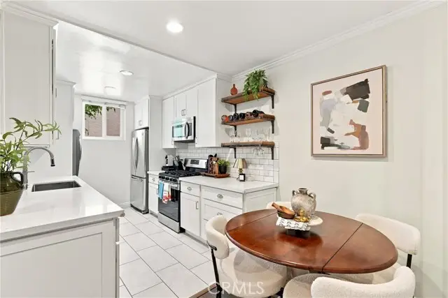 1827 Greenfield Avenue  #105, Los Angeles, CA 90025 - #3