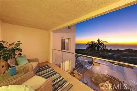 3200 La Rotonda Drive  #211, Rancho Palos Verdes, CA 90275