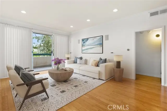 11225 Peach Grove  #203, North Hollywood, CA 91601 - #1