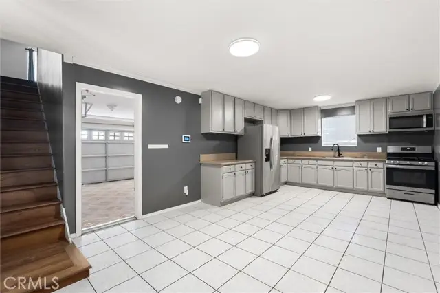 227 110th, Los Angeles, CA 90061 - #2