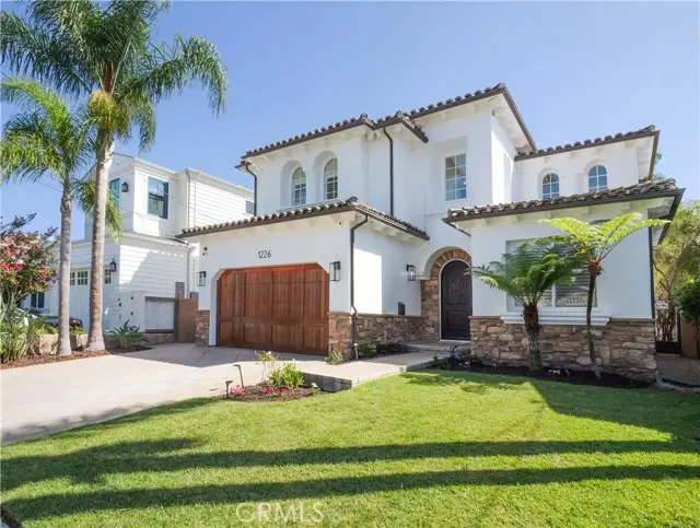 1226 8th Street, Manhattan Beach, CA 90266 - #2