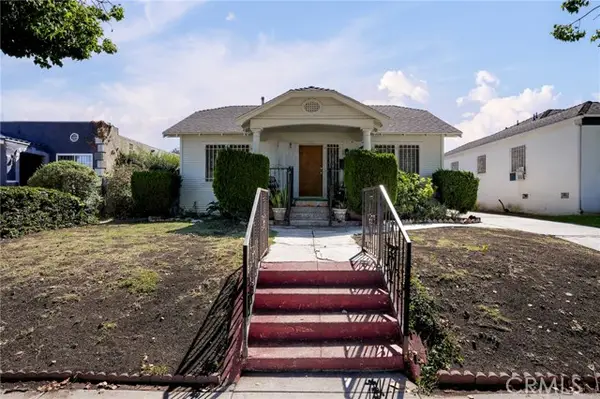 2922 74th Street, Los Angeles, CA 90043