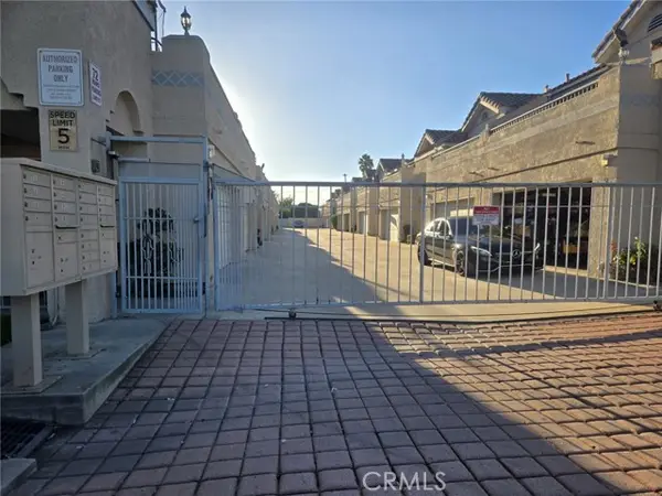 15539 Woodruff  #17, Bellflower, CA 90706