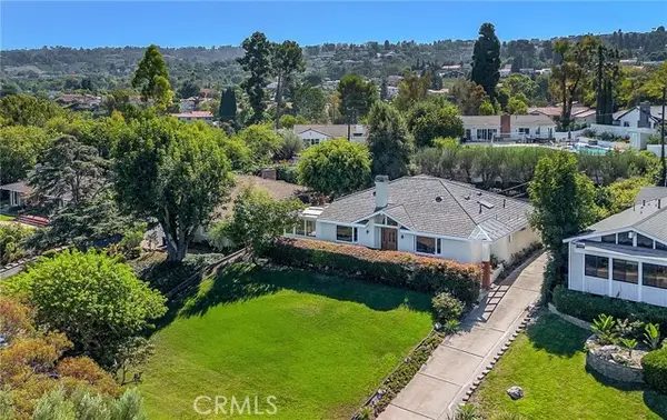 10 Palos Verdes Lane, Palos Verdes Peninsula, CA 90274