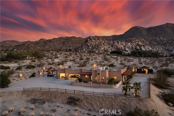 7030 Mile Square Rd, Joshua Tree, CA 92252