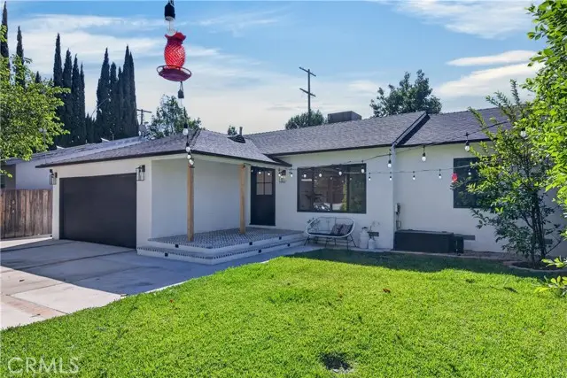16912 Marlin Place, Lake Balboa, CA 91406 - #3