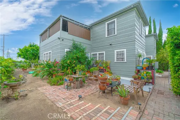 4603 St Charles, Los Angeles, CA 90019