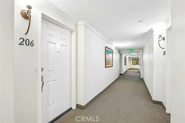21345 Hawthorne  #206, Torrance, CA 90503