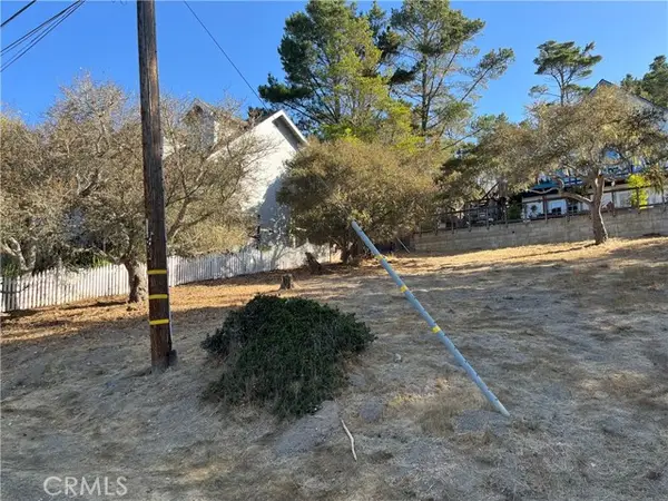 13 Tweed Avenue, Cambria, CA 93428