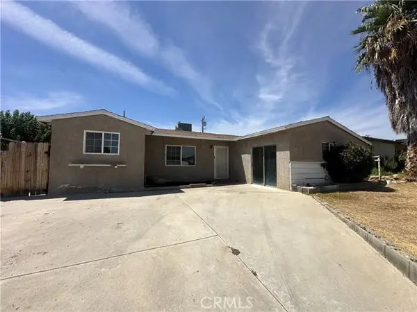 912 Meadows, Bakersfield, CA 93306