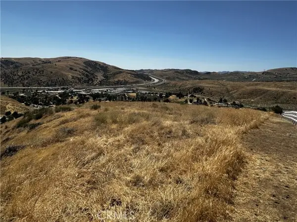 6 Chimney Canyon Road, Lebec, CA 93243