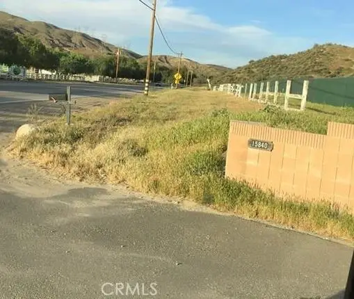 15840 Sierra Highway, Canyon Country, CA 91390