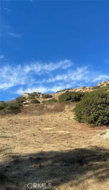 0 NOTREDAME, Chatsworth, CA 91311