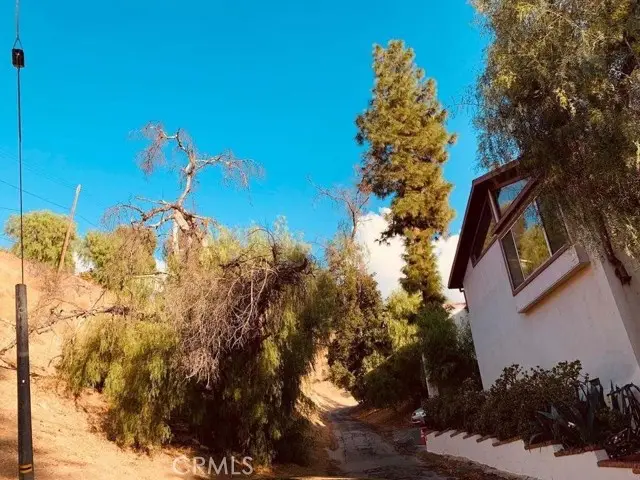 20927 Calimali Road, Woodland Hills, CA 91364 - #3