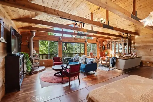 15420 Live Oak Way, PINE MOUNTAIN CLUB, CA 93222
