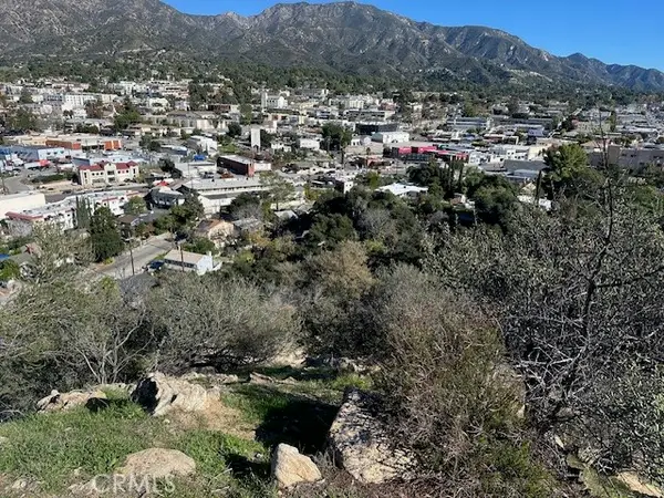 9842 High Top Dr., Tujunga, CA 91042
