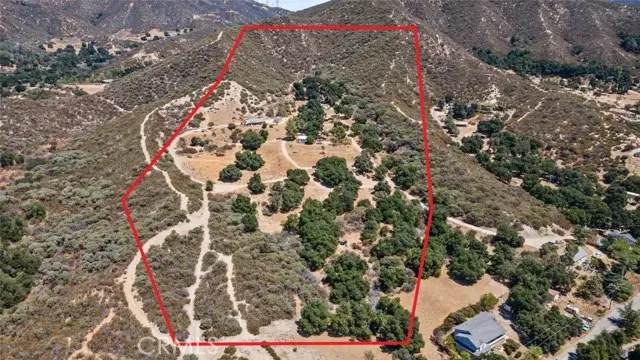 39813 Calle Carona, Santa Clarita, CA 91390 - #2