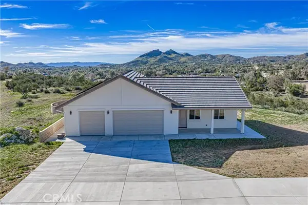 10540 Darling Road, Santa Clarita, CA 91390