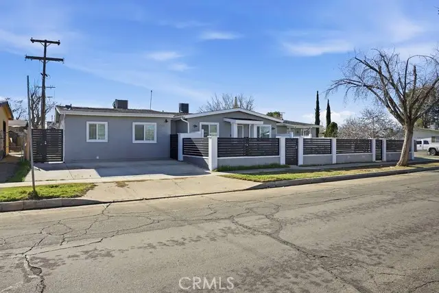 552 Avenue H8, Lancaster, CA 93534 - #2