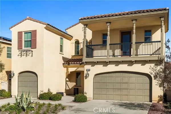 27606 Skylark Lane, Saugus, CA 91350