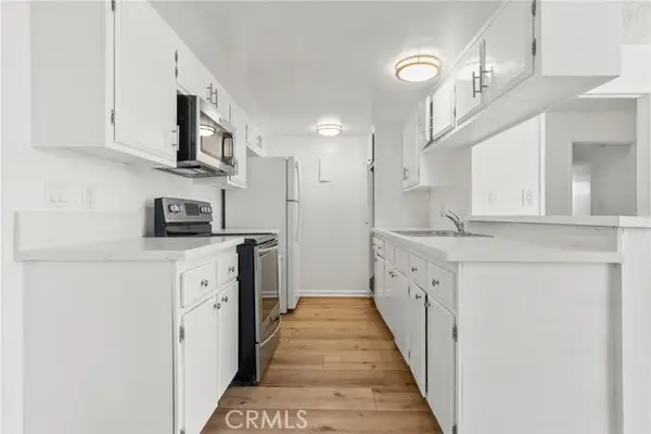 8649 Sunland Boulevard  #5, Sun Valley, CA 91352