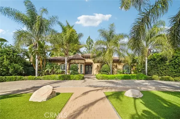 17401 Raymer Street, Northridge, CA 91325