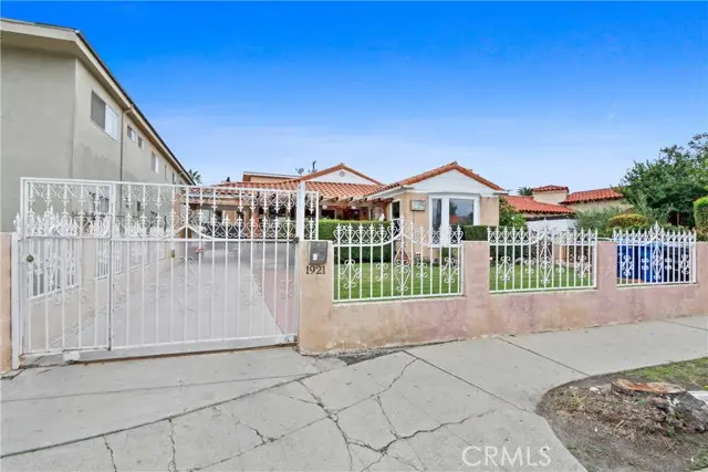1921 Chariton Street, Los Angeles, CA 90034 - #2