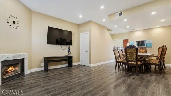 14256 Victory Boulevard  #3, Van Nuys, CA 91401