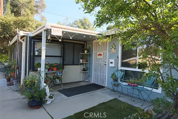 19208 Avenue Of The Oaks  #J, Newhall, CA 91321