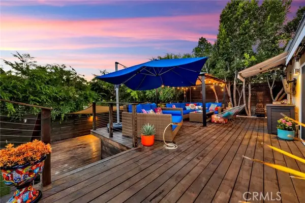 3374 Floyd, Los Angeles, CA 90068