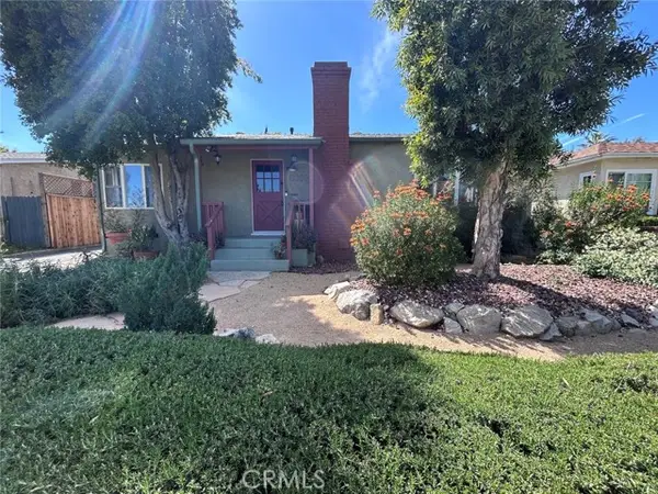 5513 Cartwright Avenue, North Hollywood, CA 91601