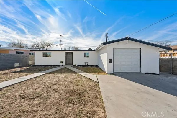 44745 3rd, Lancaster, CA 93535