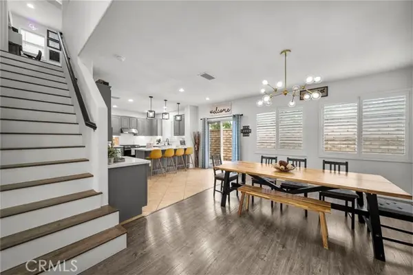28341 Willow Court, Saugus, CA 91350