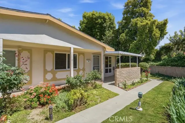 26831 Avenue Of The Oaks  #A, Newhall, CA 91321 - #2