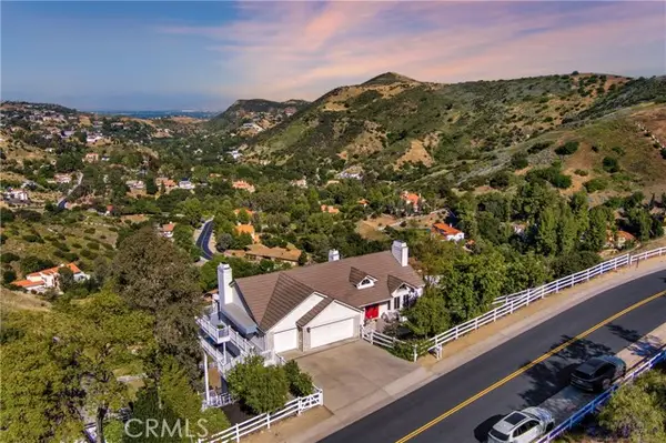 50 Saddlebow, West Hills, CA 91307