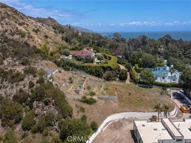 27061 Sea Vista Dr., Malibu, CA 90265 - #2