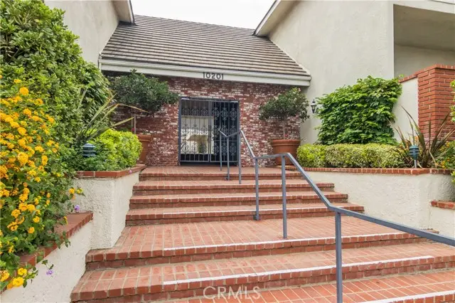 10201 Mason  #62, Chatsworth, CA 91311 - #2