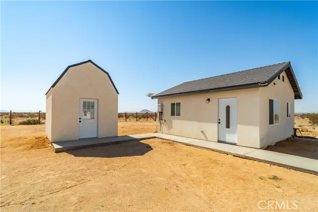 19500 Arnold, California City, CA 93505 - #3