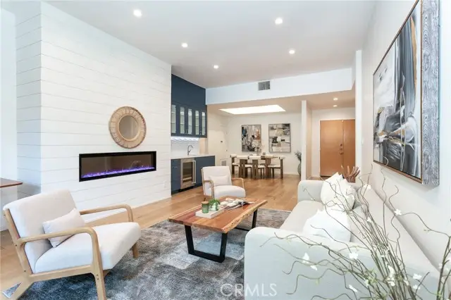 12030 Valleyheart  #104, Studio City, CA 91604 - #2