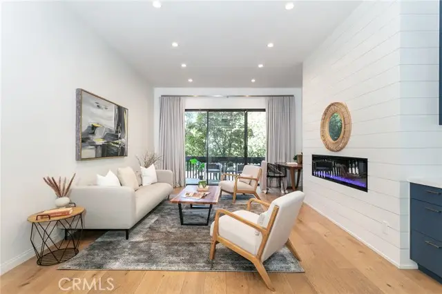 12030 Valleyheart  #104, Studio City, CA 91604 - #3