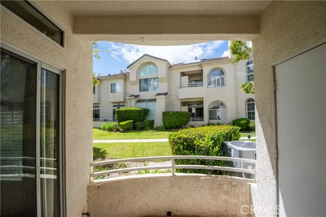 25554 Hemingway  #A, Stevenson Ranch, CA 91381 - #2