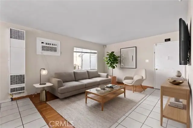 8433 Costello Avenue, Panorama City, CA 91402 - #2