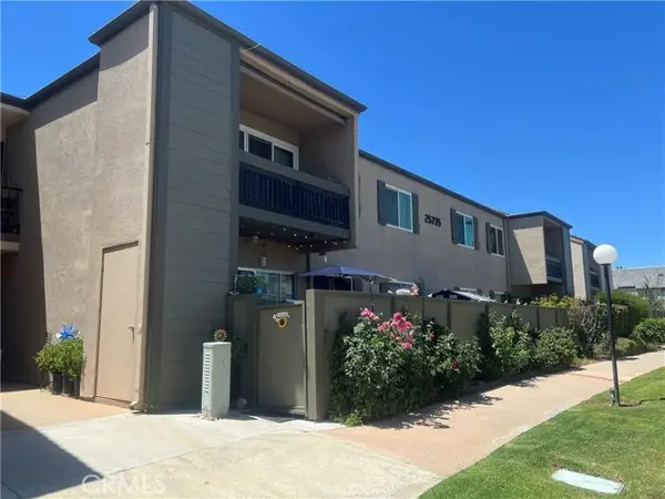 25735 Hogan Drive  #E3, Valencia, CA 91355