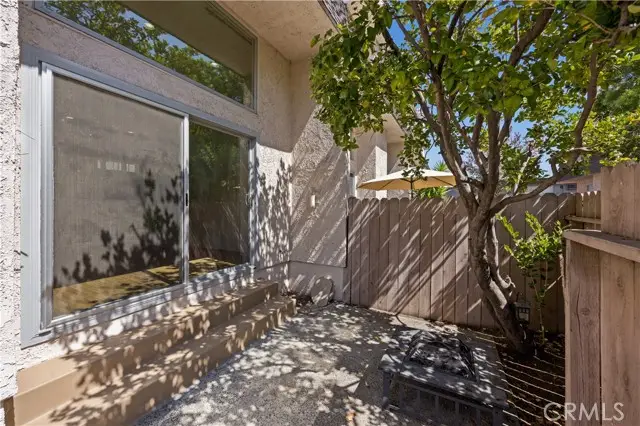 17943 Magnolia Boulevard  #16, Encino, CA 91316 - #2